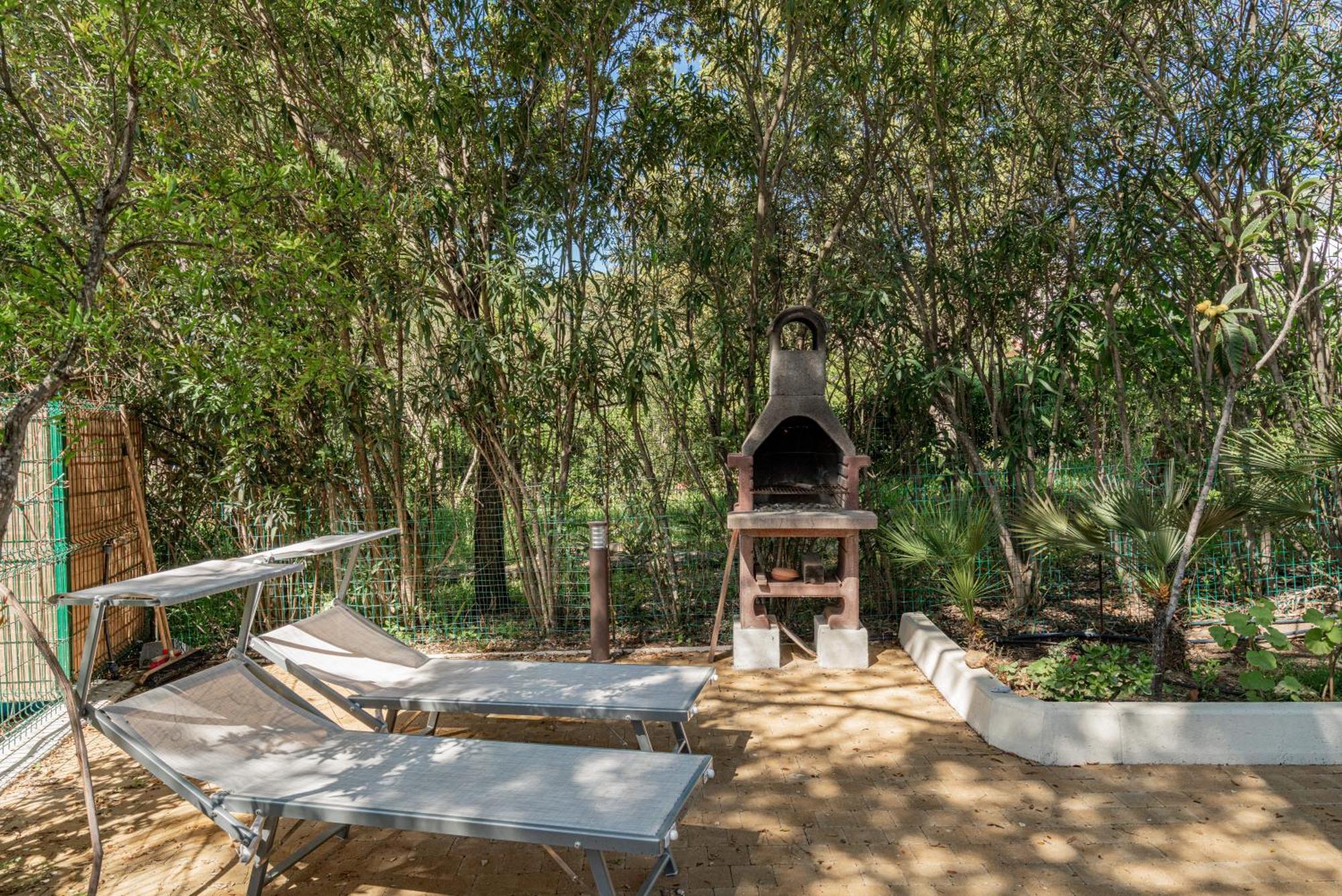 Casa Donatella, In Riva Al Mare! Villa Cala Liberotto Exterior photo