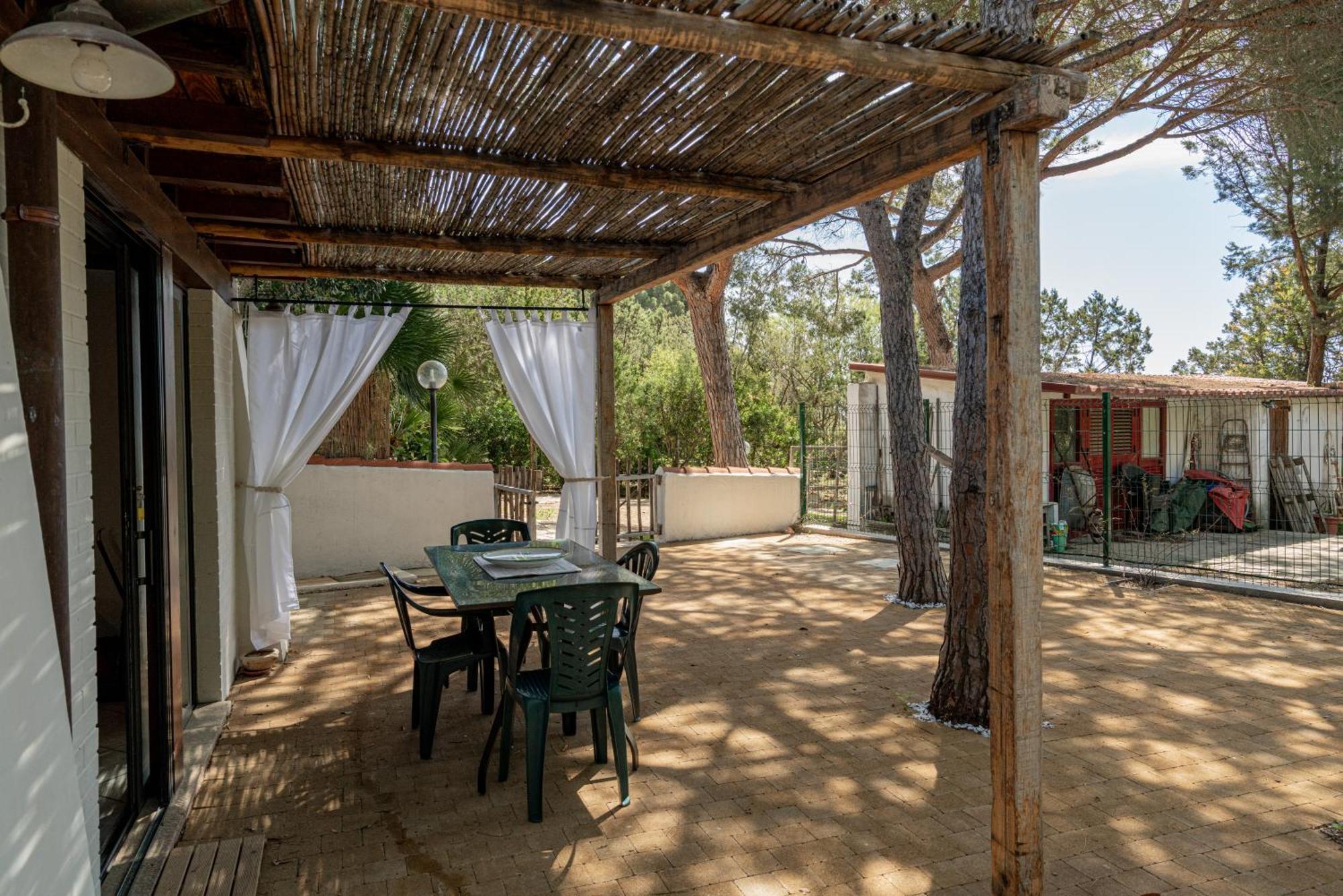 Casa Donatella, In Riva Al Mare! Villa Cala Liberotto Exterior photo