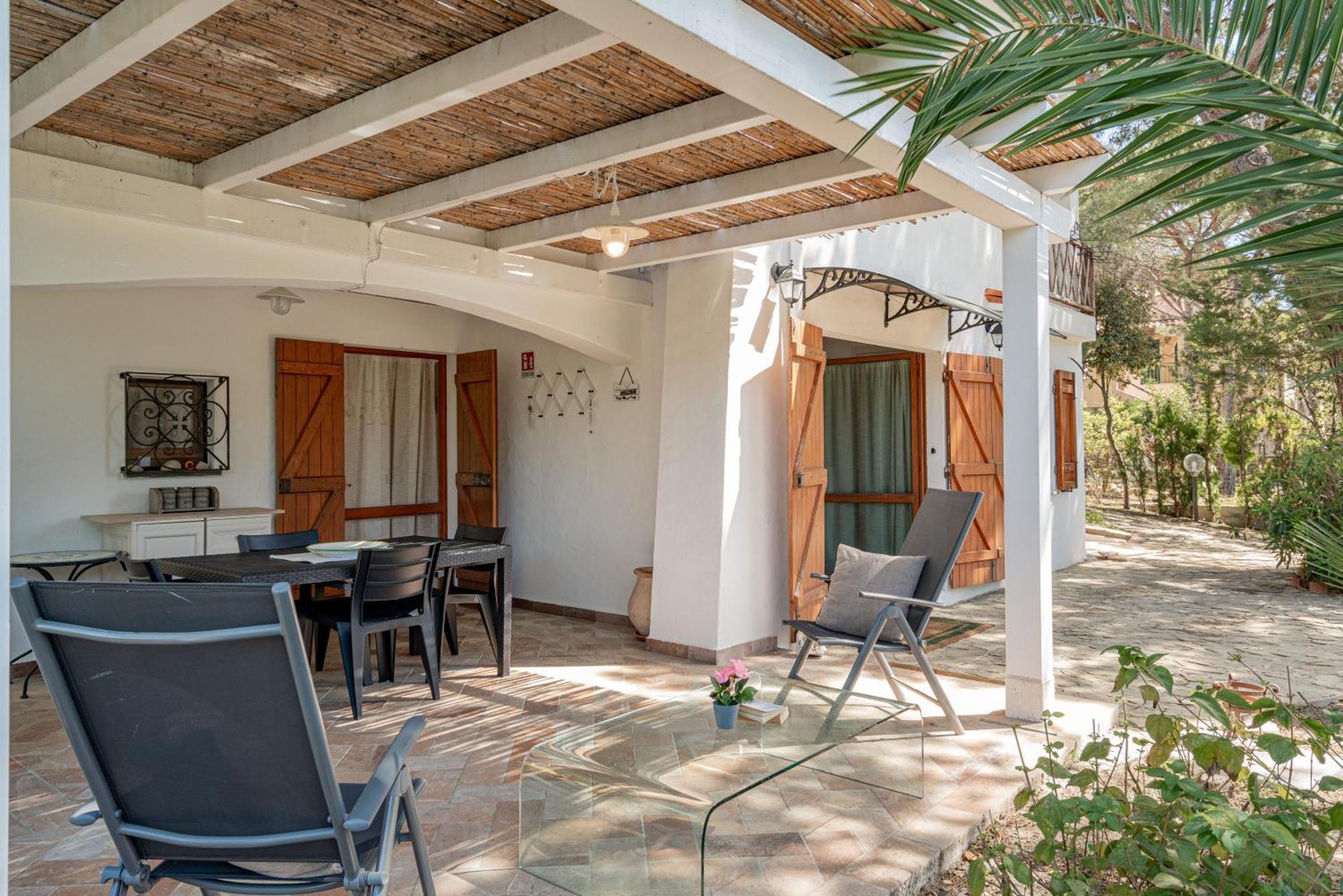 Casa Donatella, In Riva Al Mare! Villa Cala Liberotto Exterior photo